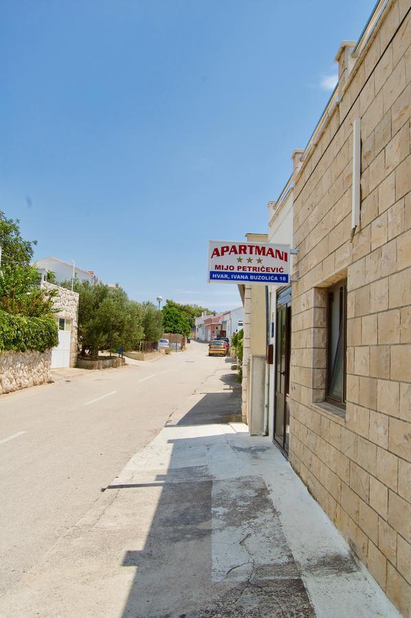 Apartments Petricevic Хвар Екстериор снимка