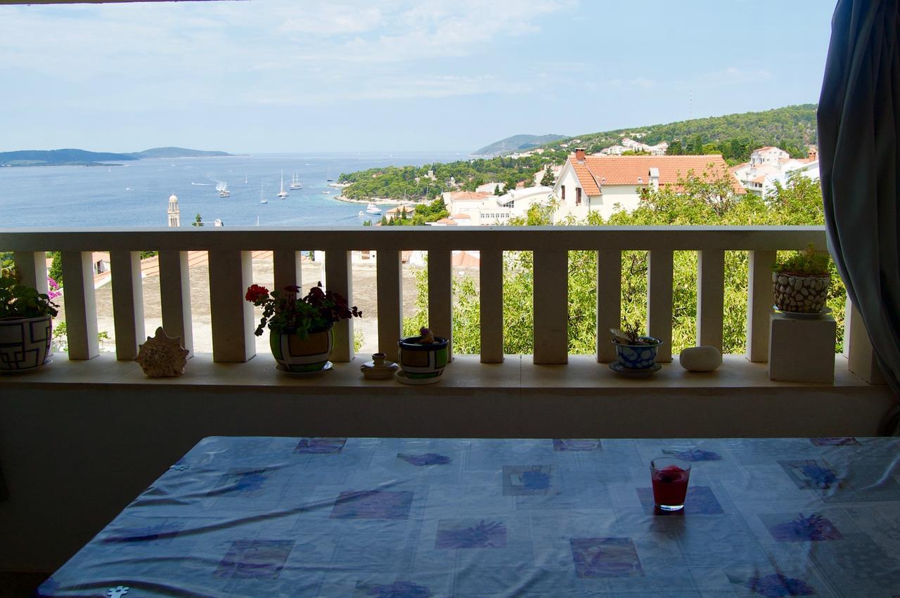 Apartments Petricevic Хвар Екстериор снимка