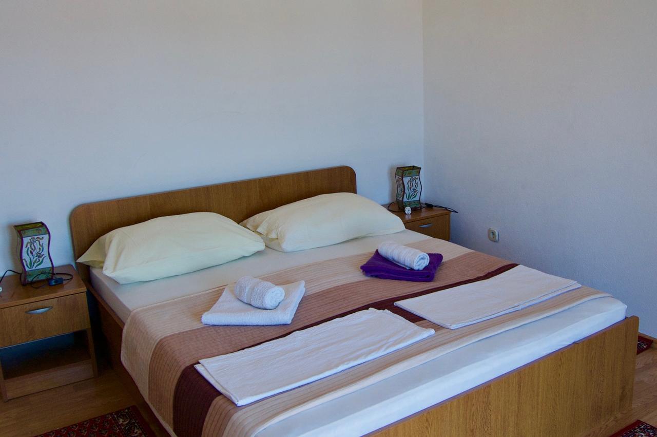 Apartments Petricevic Хвар Екстериор снимка