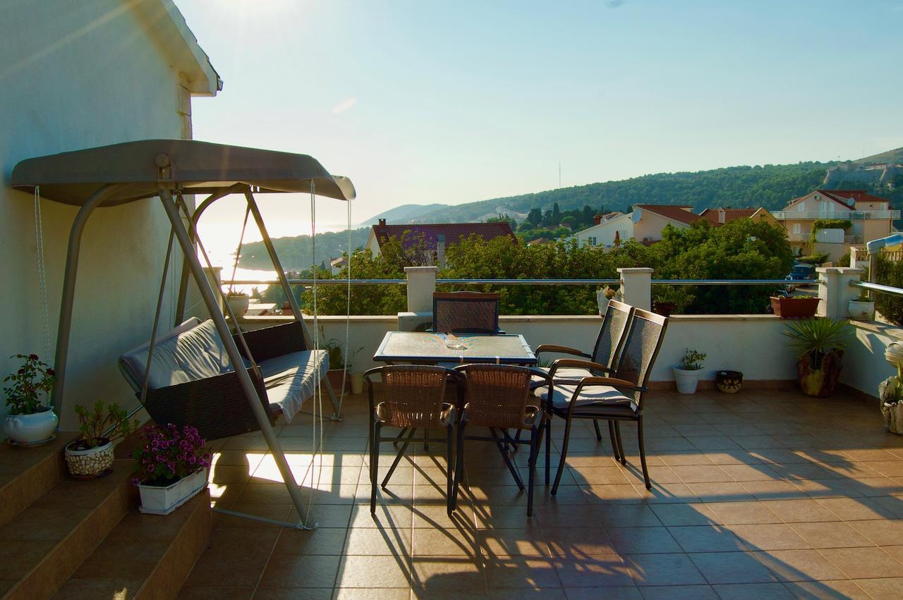 Apartments Petricevic Хвар Екстериор снимка